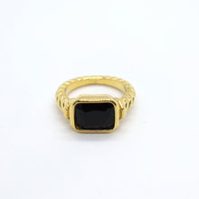  Black Crystal Ring